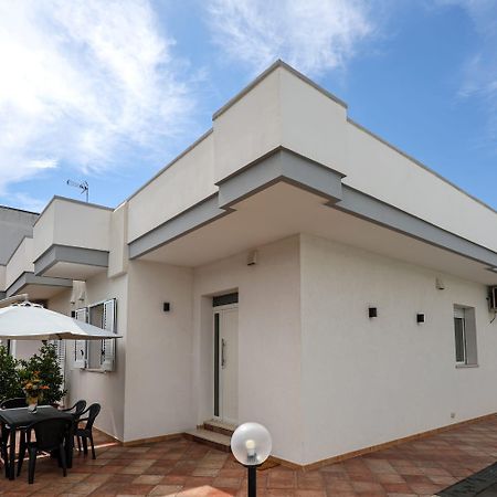 Casa Vacanze Nonnofiore Leverano Exteriör bild